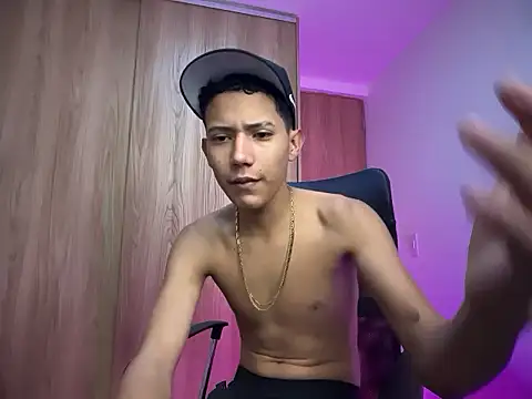 Toy boy777 online show from March 6, 2026, 10:43 am