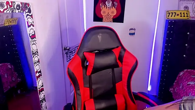 Snapshot of Samanthademonx20_ chatting on March 15, 2026, 5:53 pm Samanthademonx20 online show from March 15, 2026, 5:53 pm