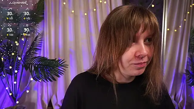 Snapshot of Sense_Of_Rosemary chatting on September 25, 2025, 5:46 am Sense Of Rosemary online show from September 25, 2025, 5:46 am