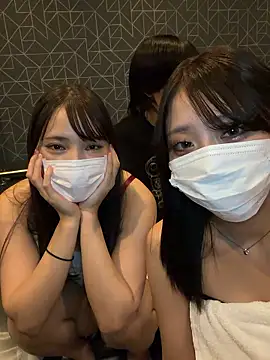 Snapshot of sono_chan chatting on December 14, 2025, 3:17 pm sono chan online show from December 14, 2025, 3:17 pm