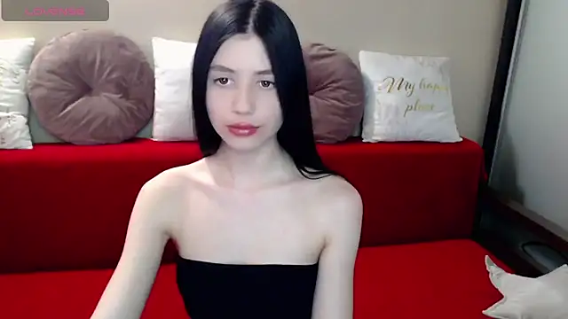 SelinLi online show from April 28, 2026, 8:19 am