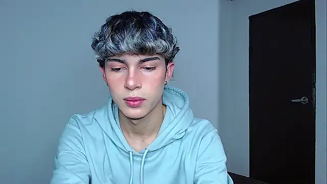 Snapshot of john_vichenso chatting on November 13, 2025, 10:24 pm john vichenso online show from November 13, 2025, 10:24 pm