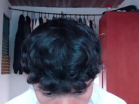 Snapshot of john_vichenso chatting on September 15, 2025, 9:37 pm john vichenso online show from September 15, 2025, 9:37 pm