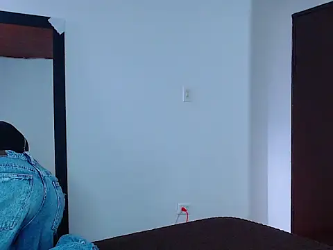 Snapshot of john_vichenso chatting on November 10, 2025, 8:47 pm john vichenso online show from November 10, 2025, 8:47 pm