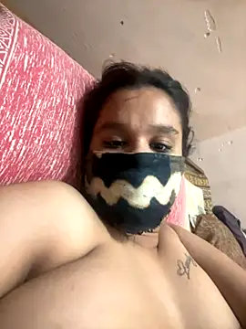 kushboo   online show from September 11, 2025, 8:42 pm