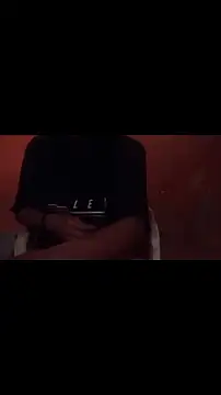 Snapshot of Hay-Viene-El-Huyy chatting on December 3, 2025, 10:14 am Hay-Viene-El-Huyy online show from December 3, 2025, 10:14 am