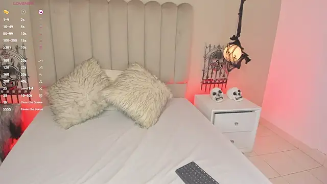 Dani rosse  online show from October 23, 2025, 12:37 pm