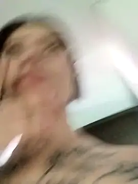 Snapshot of Evanss_lx chatting on October 30, 2025, 6:49 pm Evanss lx online show from October 30, 2025, 6:49 pm