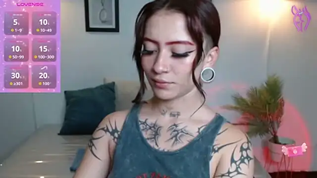 Snapshot of Evanss_lx chatting on November 10, 2025, 6:57 pm Evanss lx online show from November 10, 2025, 6:57 pm