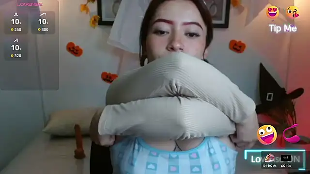 Snapshot of Evanss_lx chatting on October 13, 2025, 1:02 pm Evanss lx online show from October 13, 2025, 1:02 pm