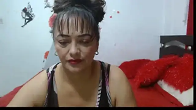 Snapshot of Lady_16 chatting on November 7, 2025, 1:43 am Lady 16 online show from November 7, 2025, 1:43 am