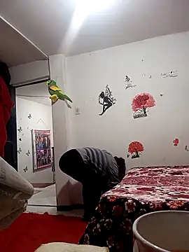 Snapshot of Lady_16 chatting on December 2, 2025, 2:01 am Lady 16 online show from December 2, 2025, 2:01 am