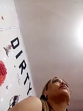 Lady 16 online show from March 17, 2026, 3:31 am