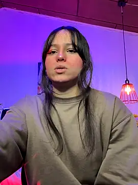 Eymmy 24 online show from October 18, 2025, 3:08 am