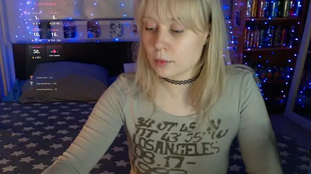Snapshot of s1lvercherub chatting on June 4, 2026, 10:36 pm s1lvercherub online show from June 4, 2026, 10:36 pm