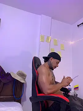 Snapshot of DeimonOficial chatting on October 11, 2025, 3:29 am DeimonOficial online show from October 11, 2025, 3:29 am