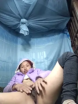 Snapshot of PhamPm70 chatting on November 29, 2025, 11:27 pm PhamPm70 online show from November 29, 2025, 11:27 pm