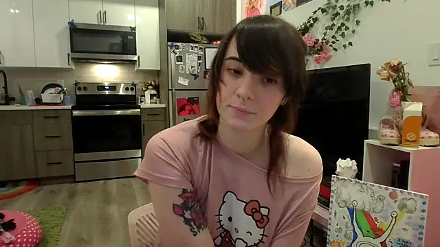 Snapshot of Angelalice555 chatting on October 5, 2025, 8:27 am Angelalice555 online show from October 5, 2025, 8:27 am