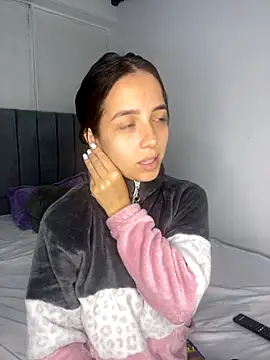 dalianataba online show from October 21, 2025, 3:55 pm