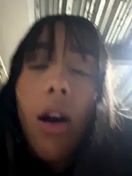 Snapshot of Aleja_ruizz chatting on October 20, 2025, 11:38 pm Aleja ruizz online show from October 20, 2025, 11:38 pm