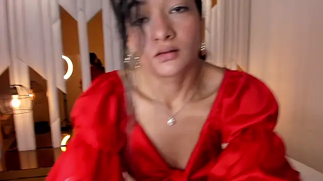 Snapshot of ValeriaPrado chatting on October 13, 2025, 7:59 pm ValeriaPrado online show from October 13, 2025, 7:59 pm