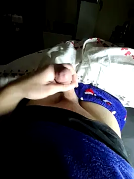 Snapshot of lapousse3 chatting on April 4, 2026, 4:30 am lapousse3 online show from April 4, 2026, 4:30 am