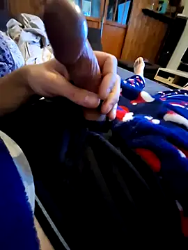 lapousse3 online show from January 8, 2026, 8:42 am