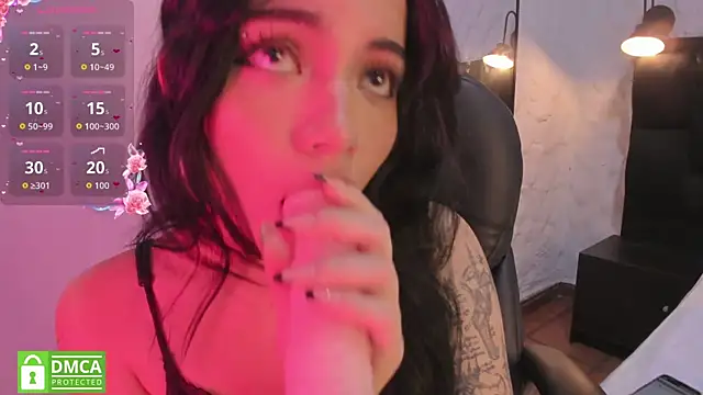 Darky Doll online show from April 24, 2026, 2:13 am