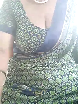 Snapshot of tami_lavanya chatting on November 19, 2025, 4:12 am tami lavanya online show from November 19, 2025, 4:12 am