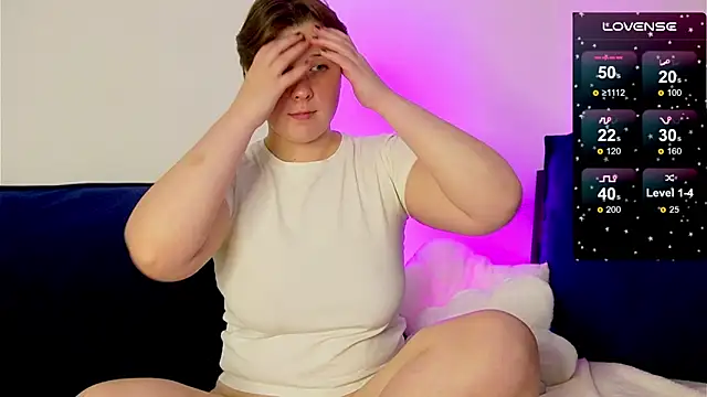 teyasunny online show from September 8, 2025, 8:08 pm