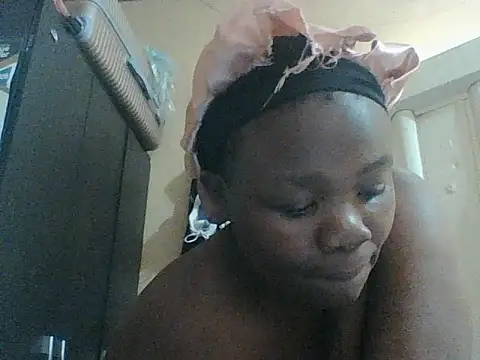 chocolateboobs92 online show from October 31, 2025, 12:02 pm