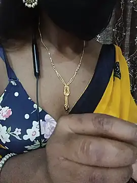Snapshot of kavya-telugu84 chatting on June 17, 2026, 7:24 pm kavya-telugu84 online show from June 17, 2026, 7:24 pm