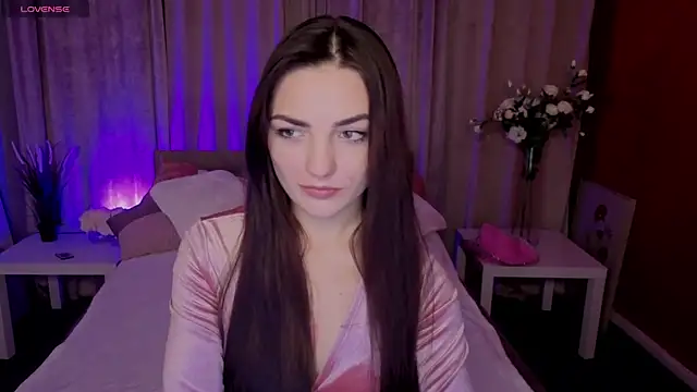 MyEllaLuvs online show from October 11, 2025, 8:32 pm