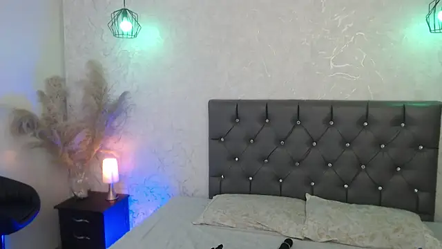 Snapshot of Serena_Houstonn chatting on July 9, 2026, 10:48 am Serena Houstonn online show from July 9, 2026, 10:48 am
