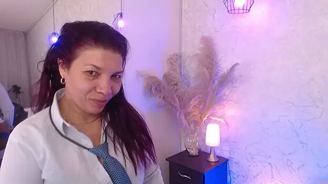 Snapshot of Serena_Houstonn chatting on June 29, 2026, 10:48 am Serena Houstonn online show from June 29, 2026, 10:48 am