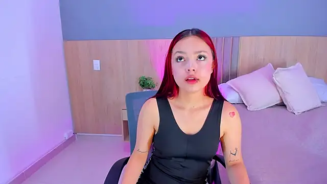  MartinaGarcia  online show from September 25, 2025, 7:42 pm