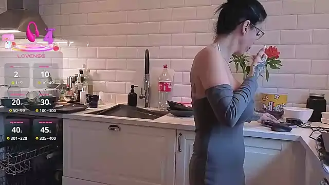 sexygilf82 online show from November 10, 2025, 8:19 am