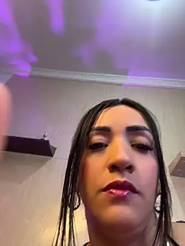 Snapshot of kendall_flower chatting on July 3, 2026, 1:50 pm kendall flower online show from July 3, 2026, 1:50 pm