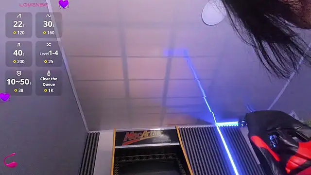 Snapshot of Jenie_fire_ chatting on December 5, 2025, 8:28 pm Jenie fire online show from December 5, 2025, 8:28 pm