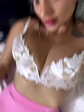 Snapshot of AnaaFaith_ chatting on October 15, 2025, 8:17 pm AnaaFaith online show from October 15, 2025, 8:17 pm