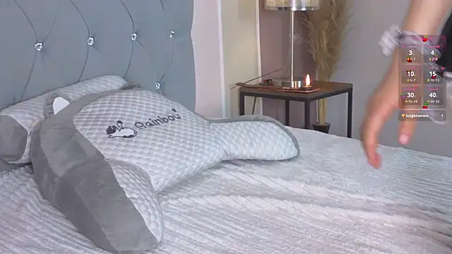 Snapshot of VelvetFox_ chatting on November 1, 2025, 7:19 pm VelvetFox online show from November 1, 2025, 7:19 pm