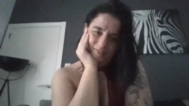 hottyFcup online show from February 11, 2026, 12:05 pm