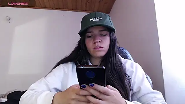 Skylar Serenity online show from November 23, 2025, 2:49 pm