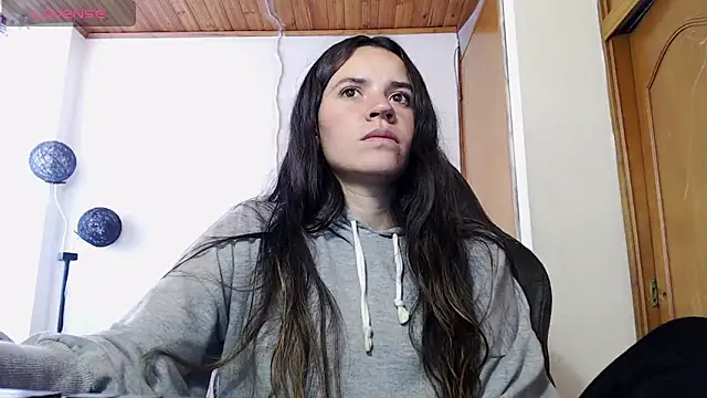 Skylar Serenity online show from October 29, 2025, 6:51 pm