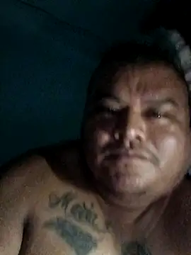 Snapshot of Liendro chatting on November 19, 2025, 7:19 am Liendro online show from November 19, 2025, 7:19 am