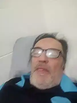 Txacas online show from February 4, 2026, 2:06 am