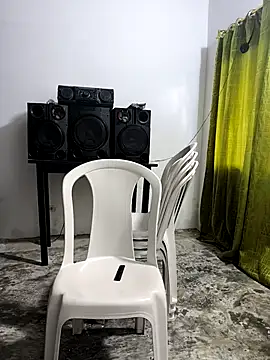 giannis090 online show from October 12, 2025, 9:49 pm