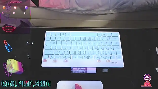 Snapshot of BBCgirlsof chatting on March 16, 2026, 5:44 am BBCgirlsof online show from March 16, 2026, 5:44 am