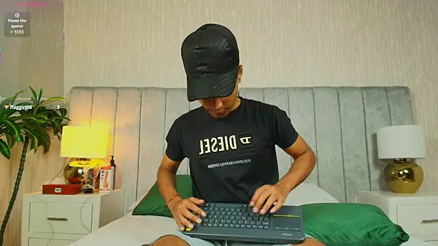 Snapshot of Jacob_606 chatting on December 1, 2025, 7:26 pm Jacob 606 online show from December 1, 2025, 7:26 pm