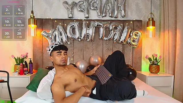 Snapshot of Jacob_606 chatting on October 8, 2025, 8:09 pm Jacob 606 online show from October 8, 2025, 8:09 pm